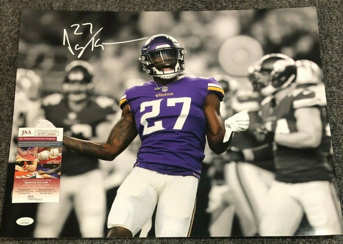 Minnesota Vikings Jayron Kearse Autographed Signed 16X20 Photo Jsa Coa