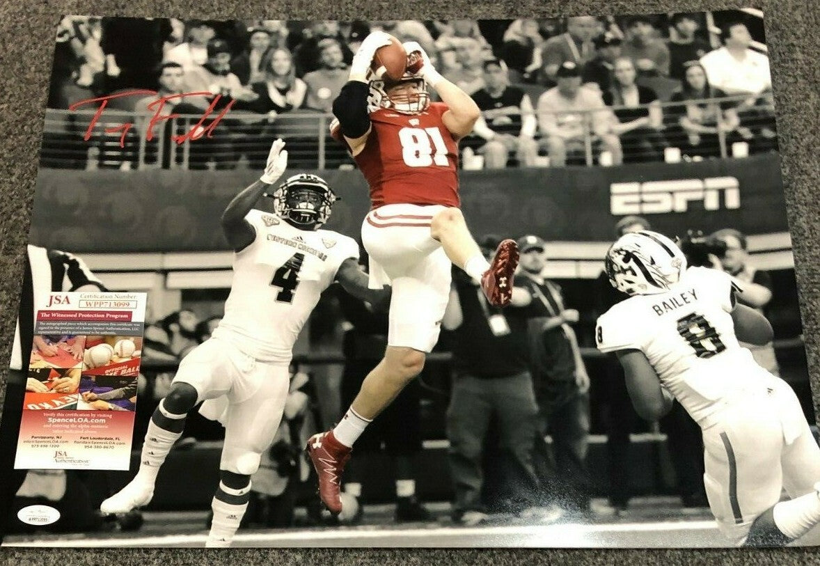 Wisconsin Badgers Troy Fumagalli Autographed Signed 16X20 Photo Jsa Coa
