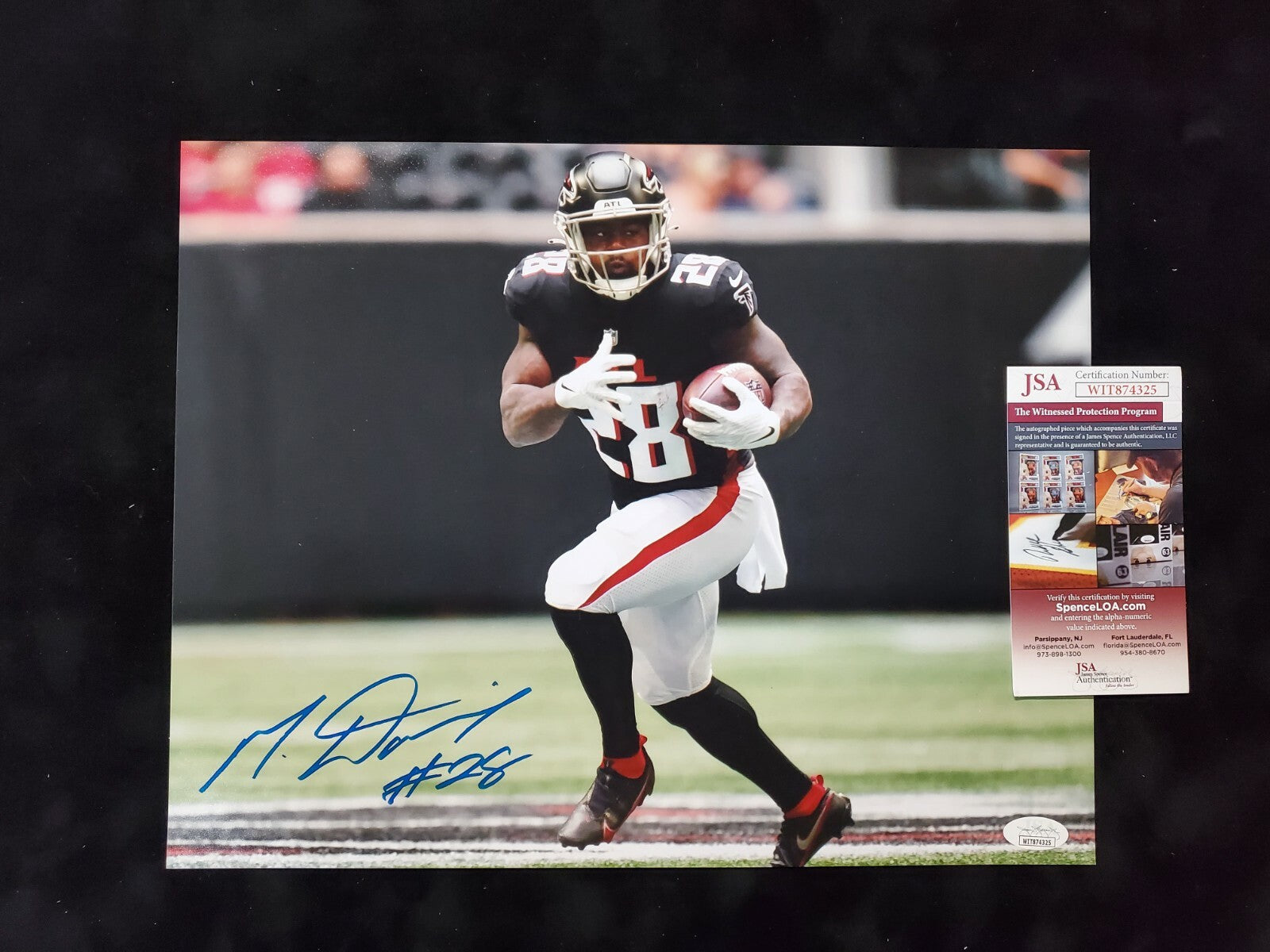 Atlanta Falcons Mike Davis Autographed Signed 11X14 Photo Jsa Coa