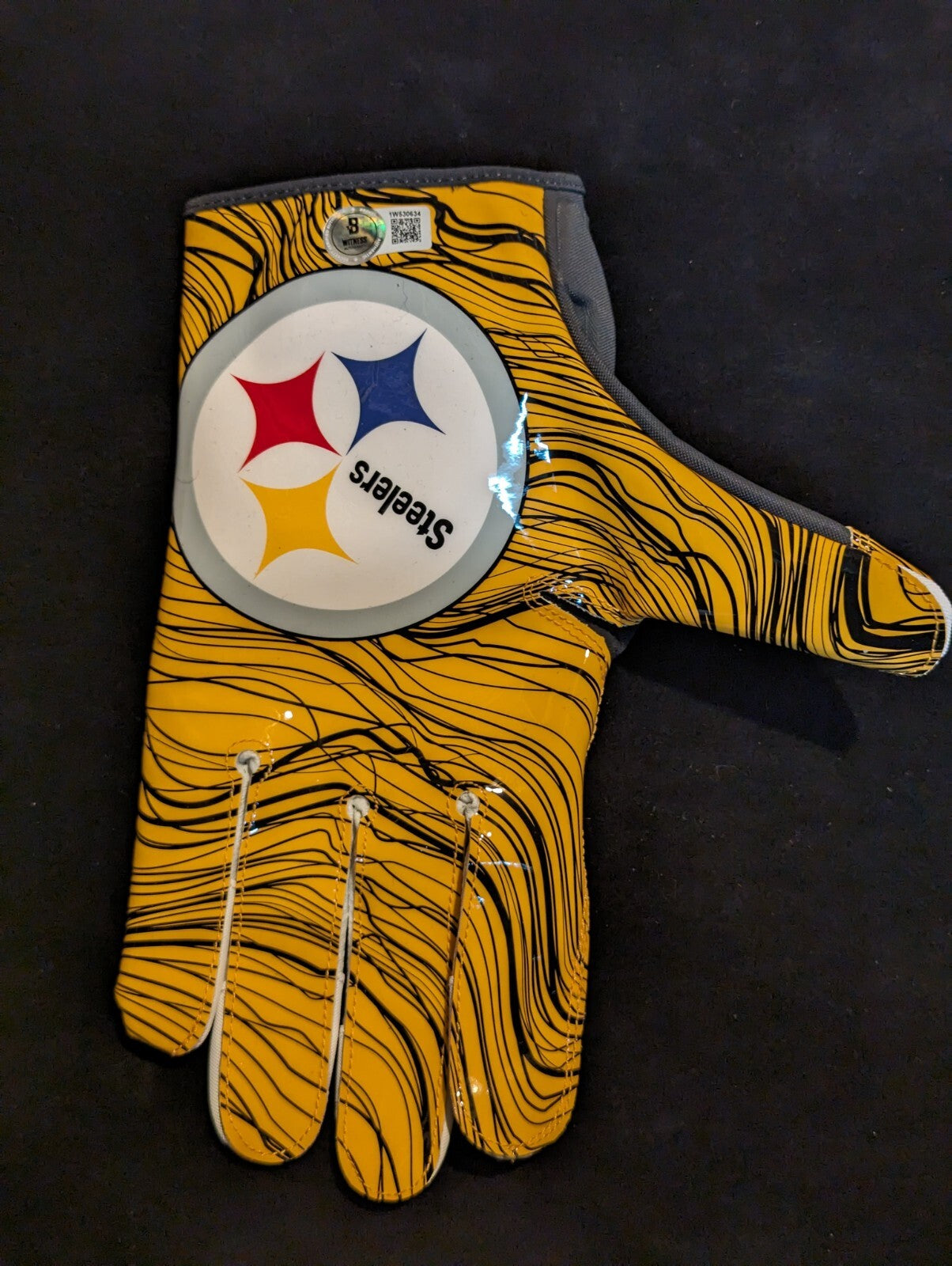 Pittsburgh Steelers Broderick Jones Signed Glove Beckett Hologram