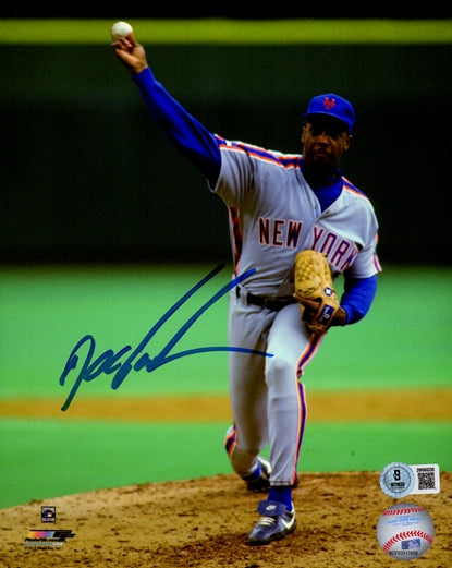 Dwight Gooden Autographed New York Mets 8x10 Photo - Beckett