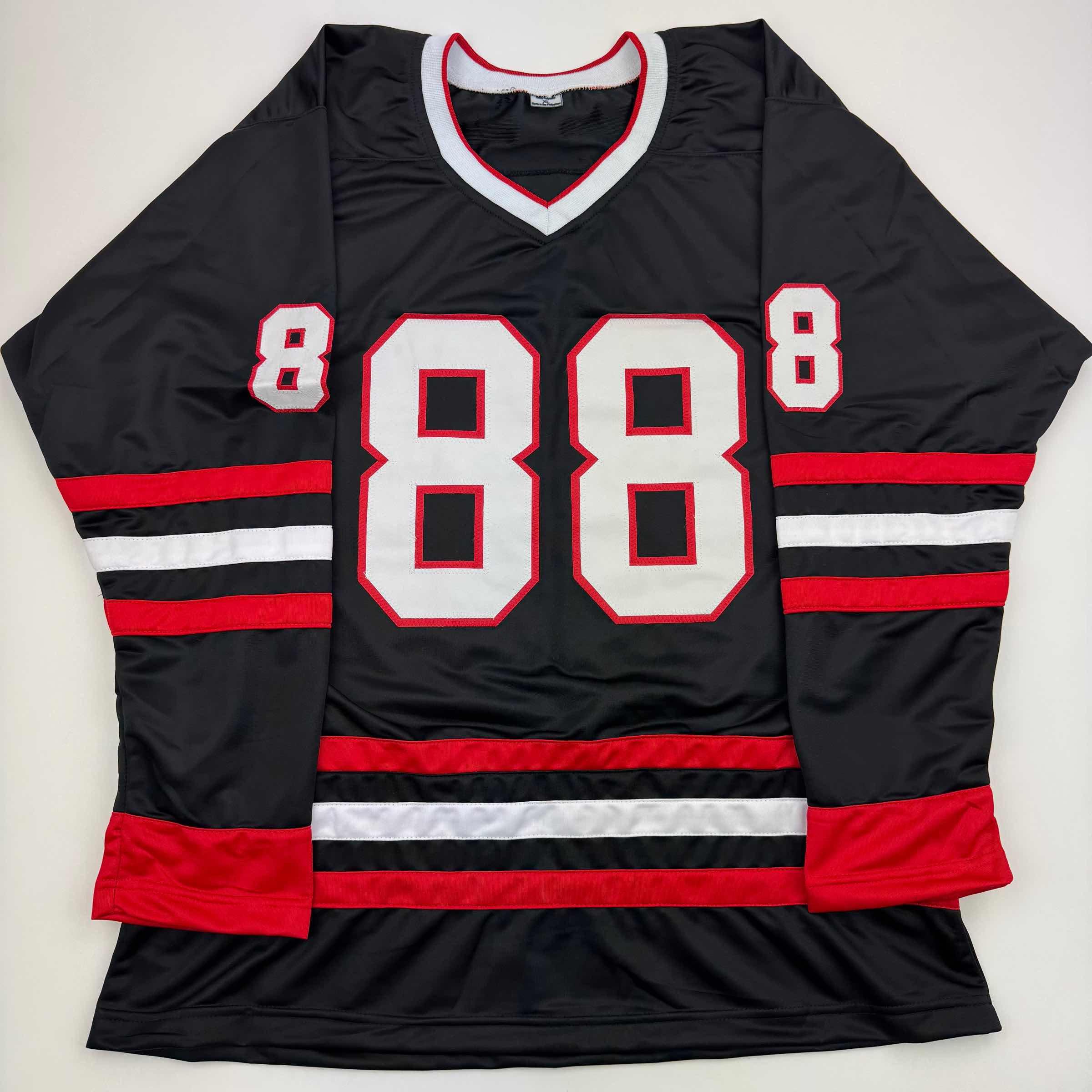 Autographed/Signed Patrick Kane Chicago Black Hockey Jersey JSA COA