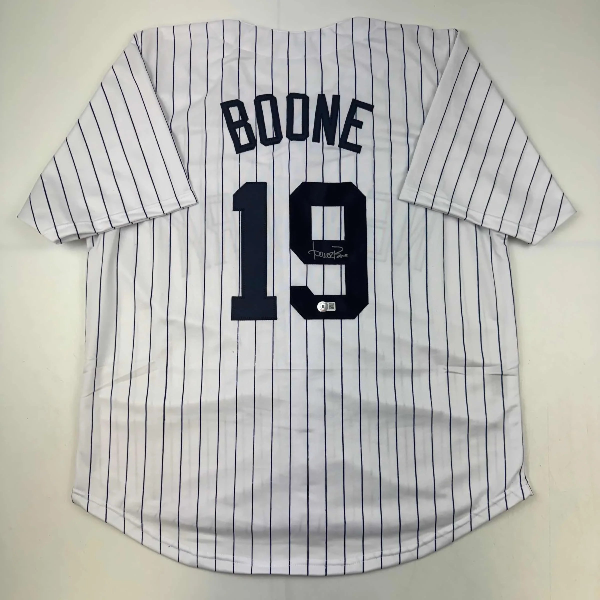 Autographed/Signed Aaron Boone New York Pinstripe Baseball Jersey Beckett BAS COA