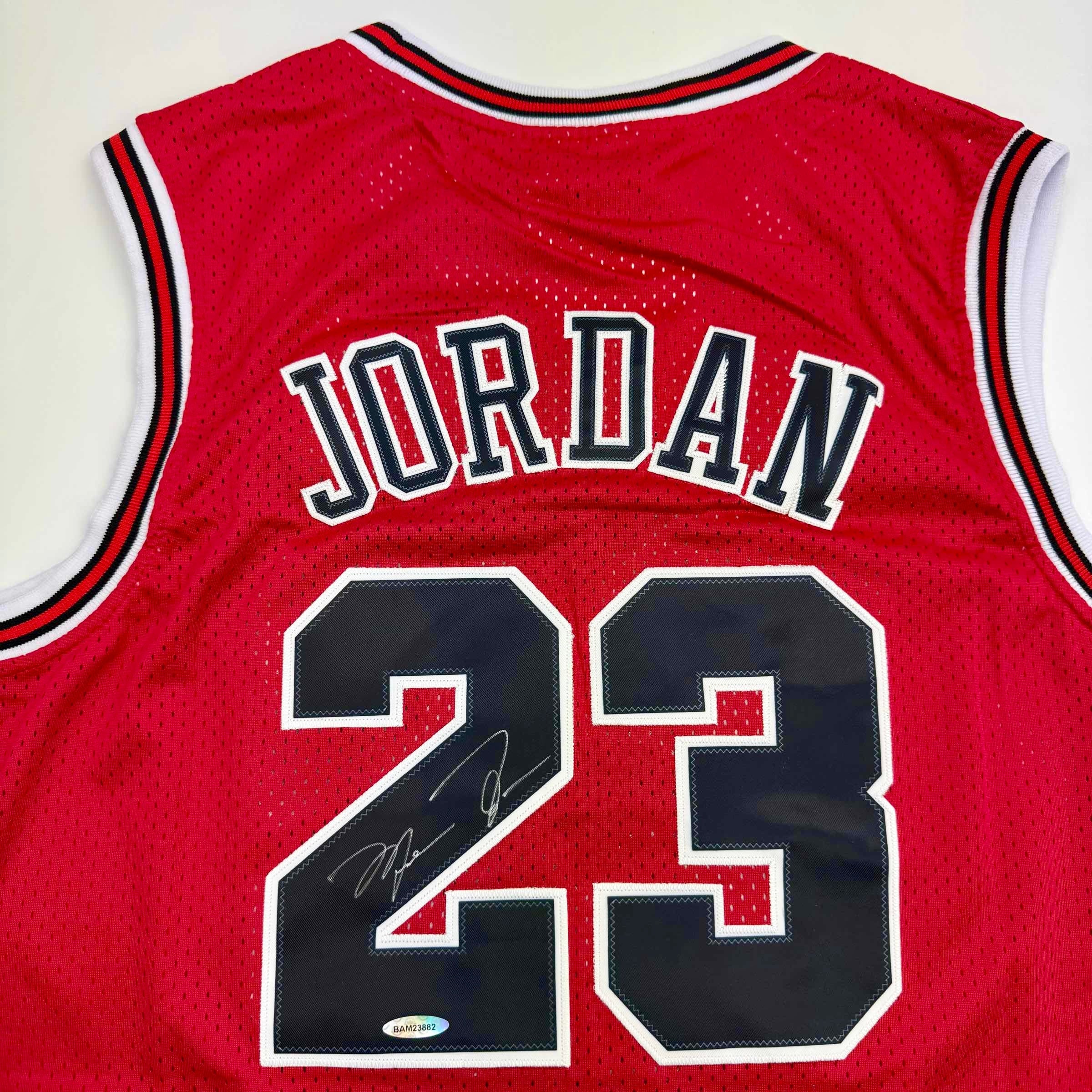 Autographed/Signed Michael Jordan Chicago Red Basketball Jersey Upper Deck UDA COA