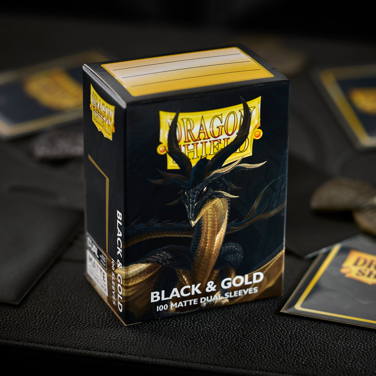 Dragon Shield Matte Dual Sleeves - Black & Gold (100-Pack)
