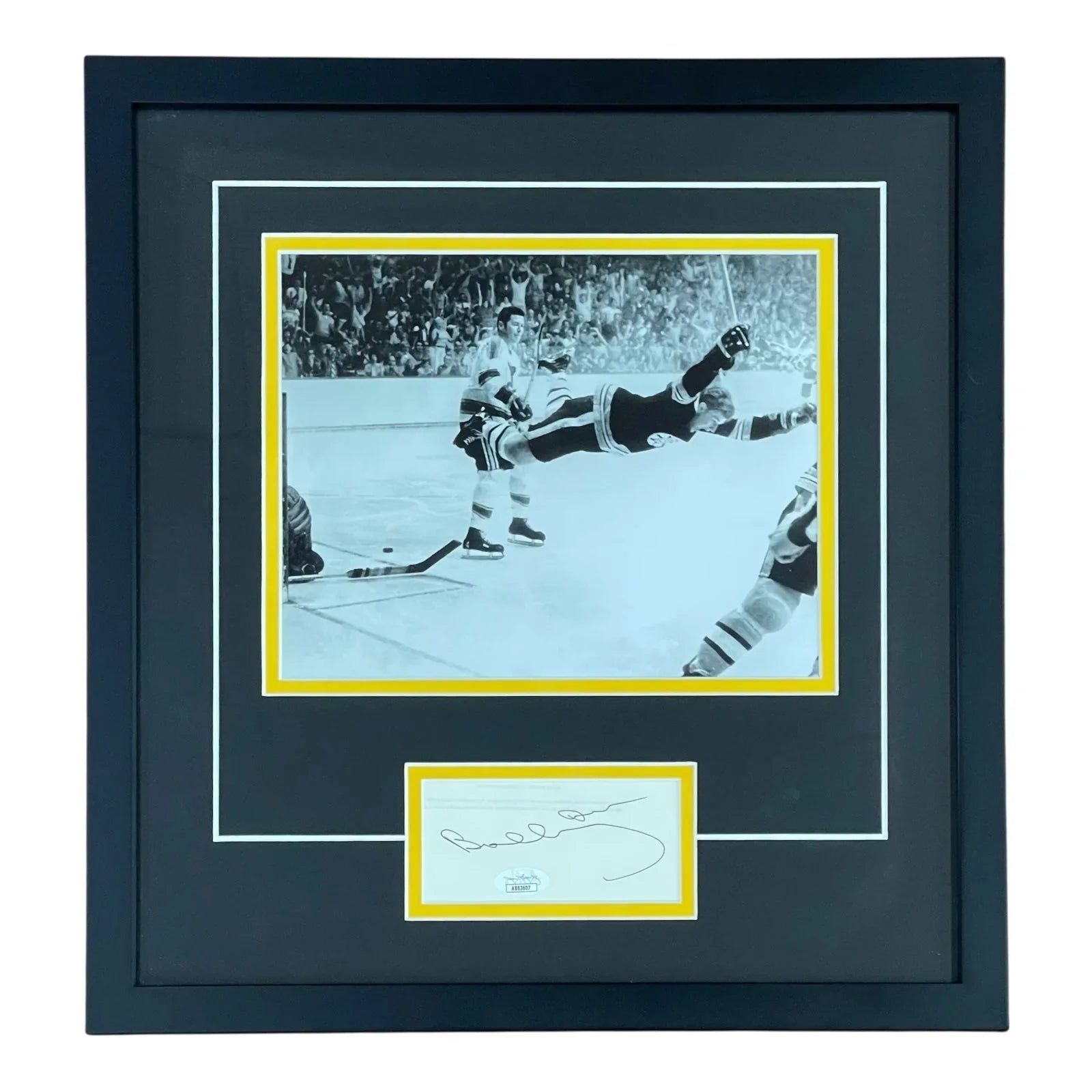 Bobby Orr Autographed Boston Bruins (Flying Goal) Photo "Signature Series" Frame - JSA