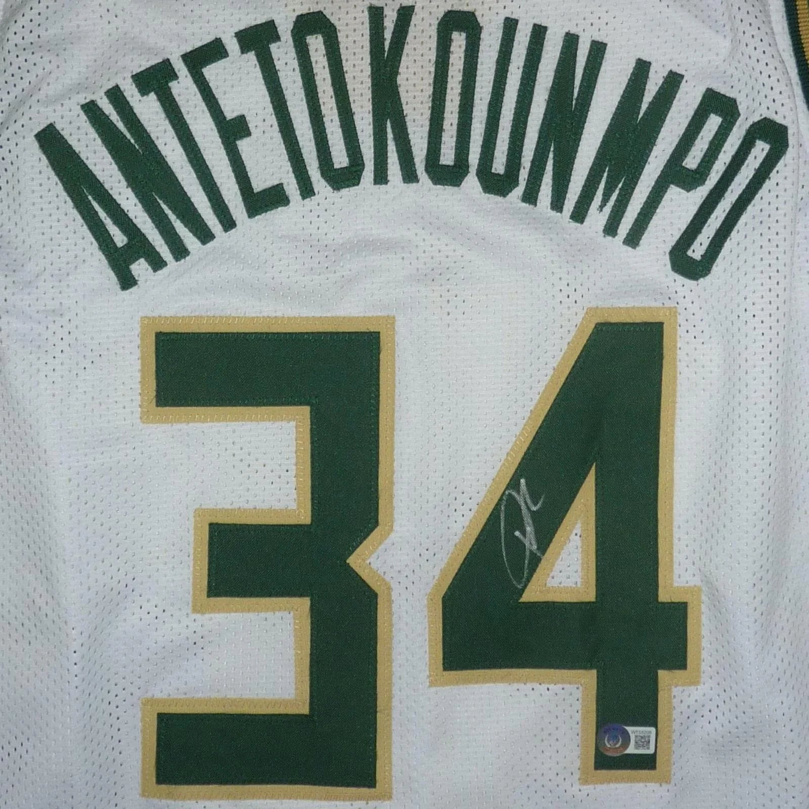 Giannis Antetokounmpo Autographed Milwaukee (White #34) Custom Jersey - Beckett