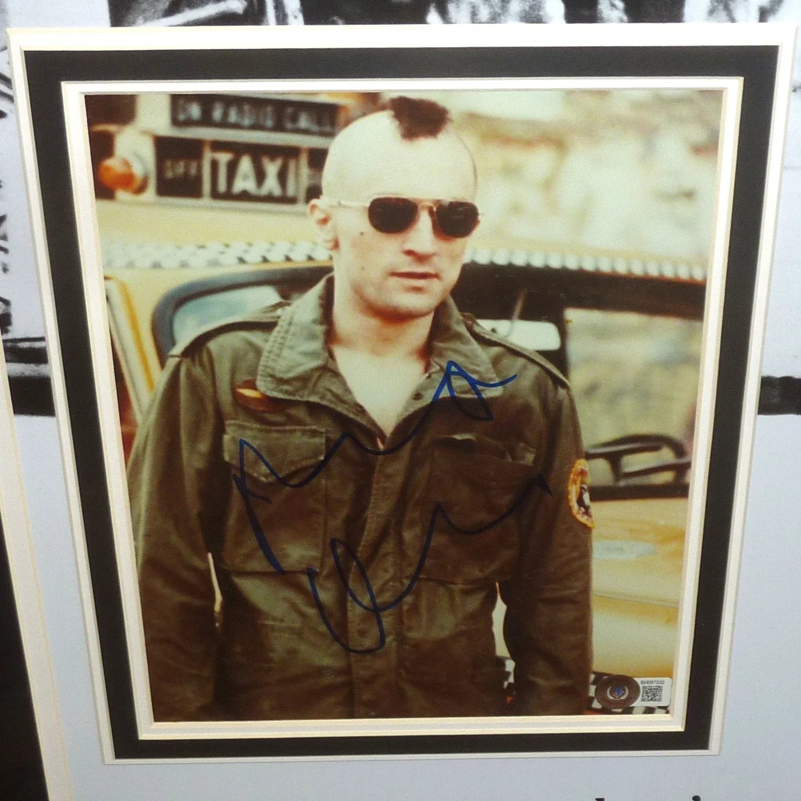 Taxi Driver Full-Size Movie Poster Deluxe Framed with Robert DeNiro Autograph - Beckett