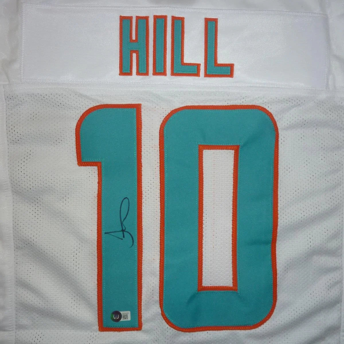 Tyreek Hill Autographed Miami (White #10) Custom Jersey – Beckett