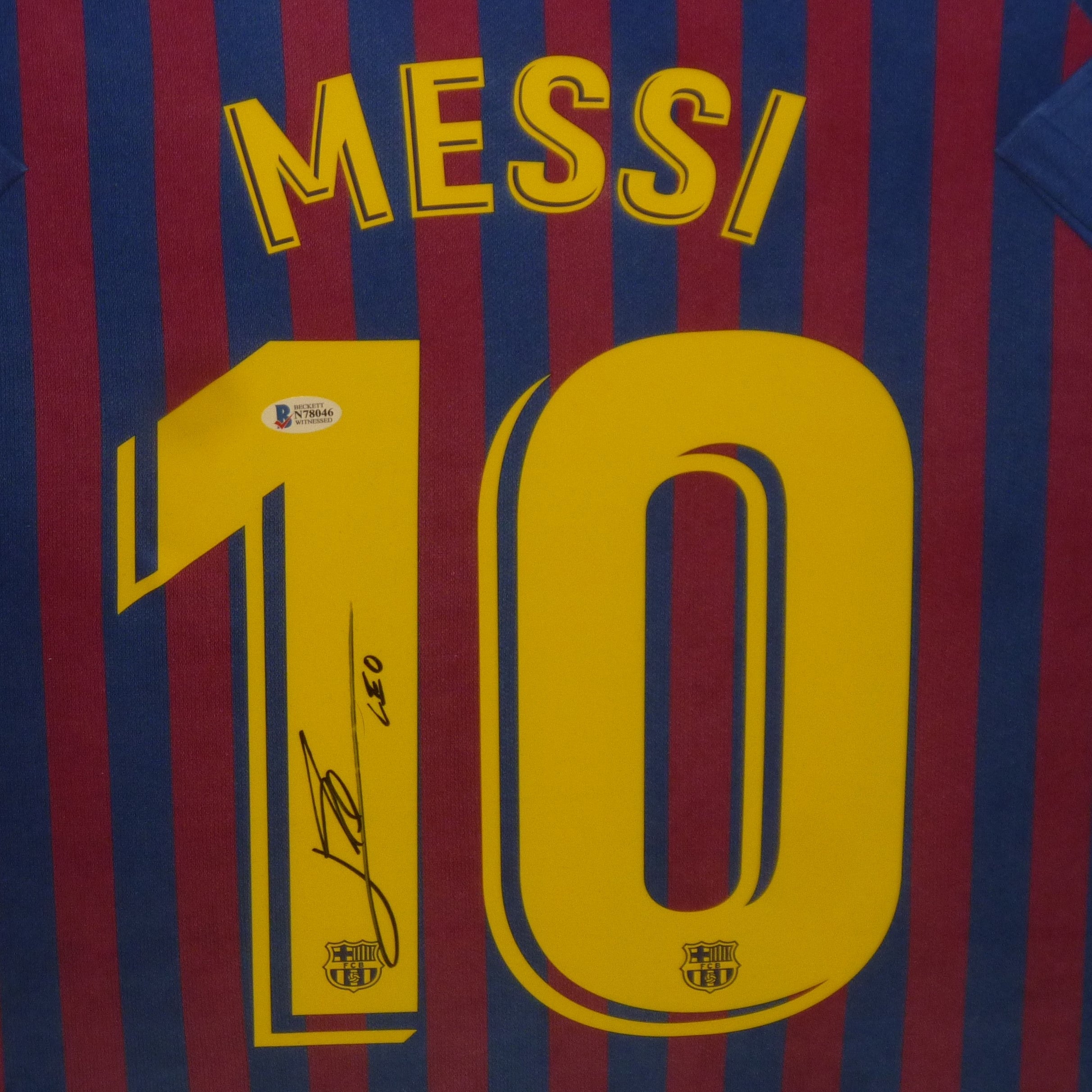 Lionel Messi Autographed FC Barcelona (18-19 Home #10) Deluxe Framed Soccer Jersey - Icons COA