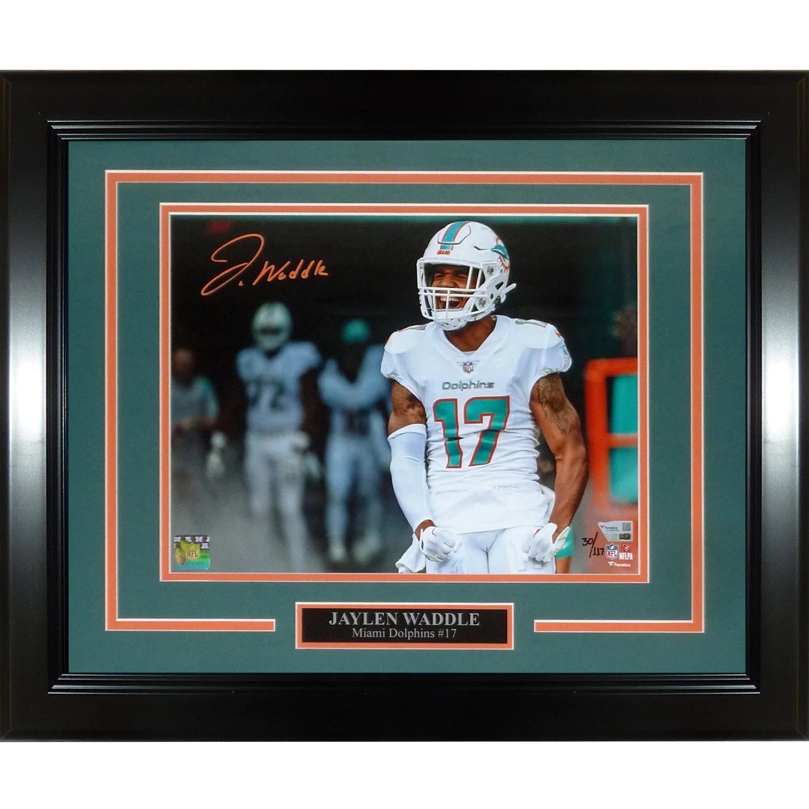 Jaylen Waddle Autographed Miami Dolphins (Intro Yelling) Deluxe Framed 11x14 Photo - Fanatics