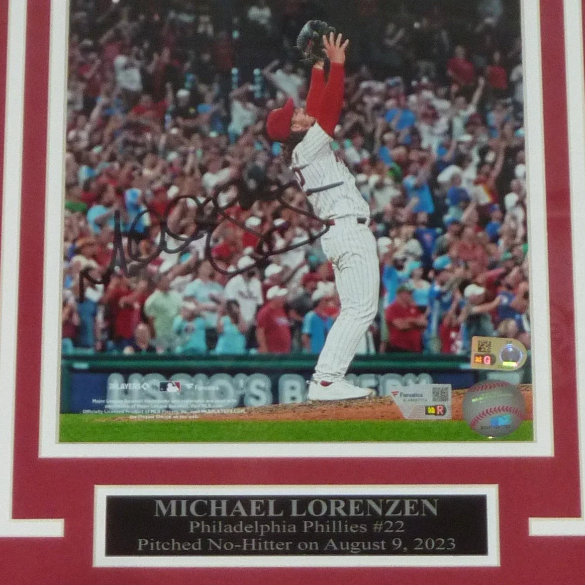 Michael Lorenzen Autographed Philadelphia Phillies (No-Hitter) Deluxe Framed 8x10 Photo - Fanatics