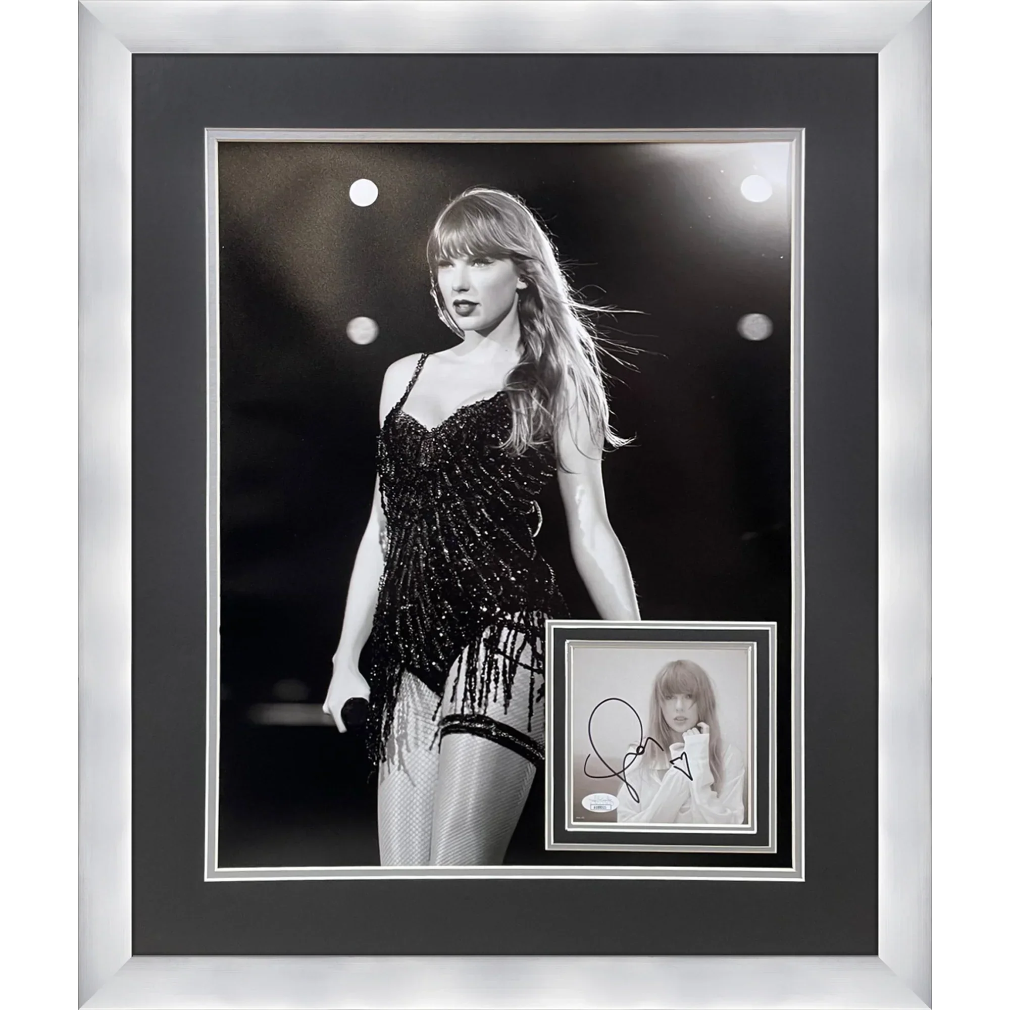 Taylor Swift Concert 16x20 Deluxe Framed with Autographed Photo with Heart - JSA
