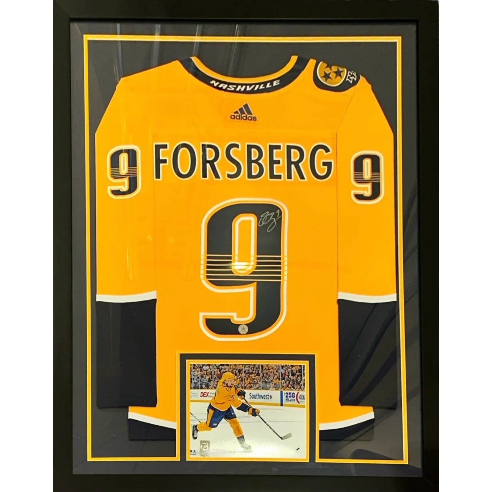Filip Forsberg Autographed Nashville Predators (Gold #9) Vertical Framed Jersey