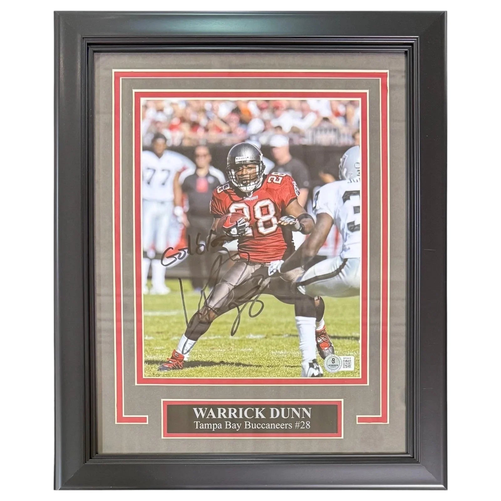 Warrick Dunn Autographed Tampa Bay Buccaneers Deluxe Framed 8x10 Photo - Beckett