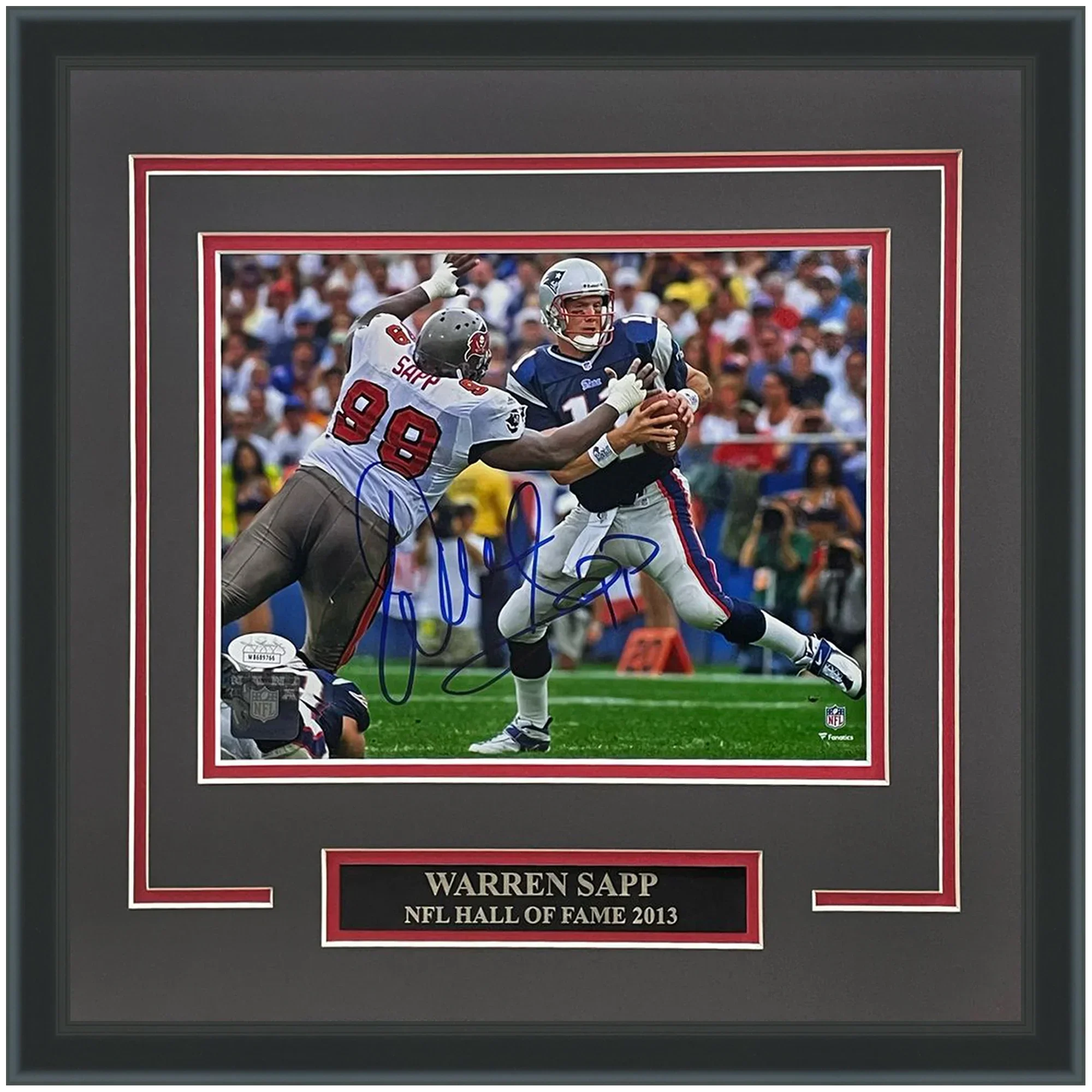 Warren Sapp Autographed Tampa Bay Buccaneers (Sacking Bledsoe) Deluxe Framed 8x10 Photo - JSA