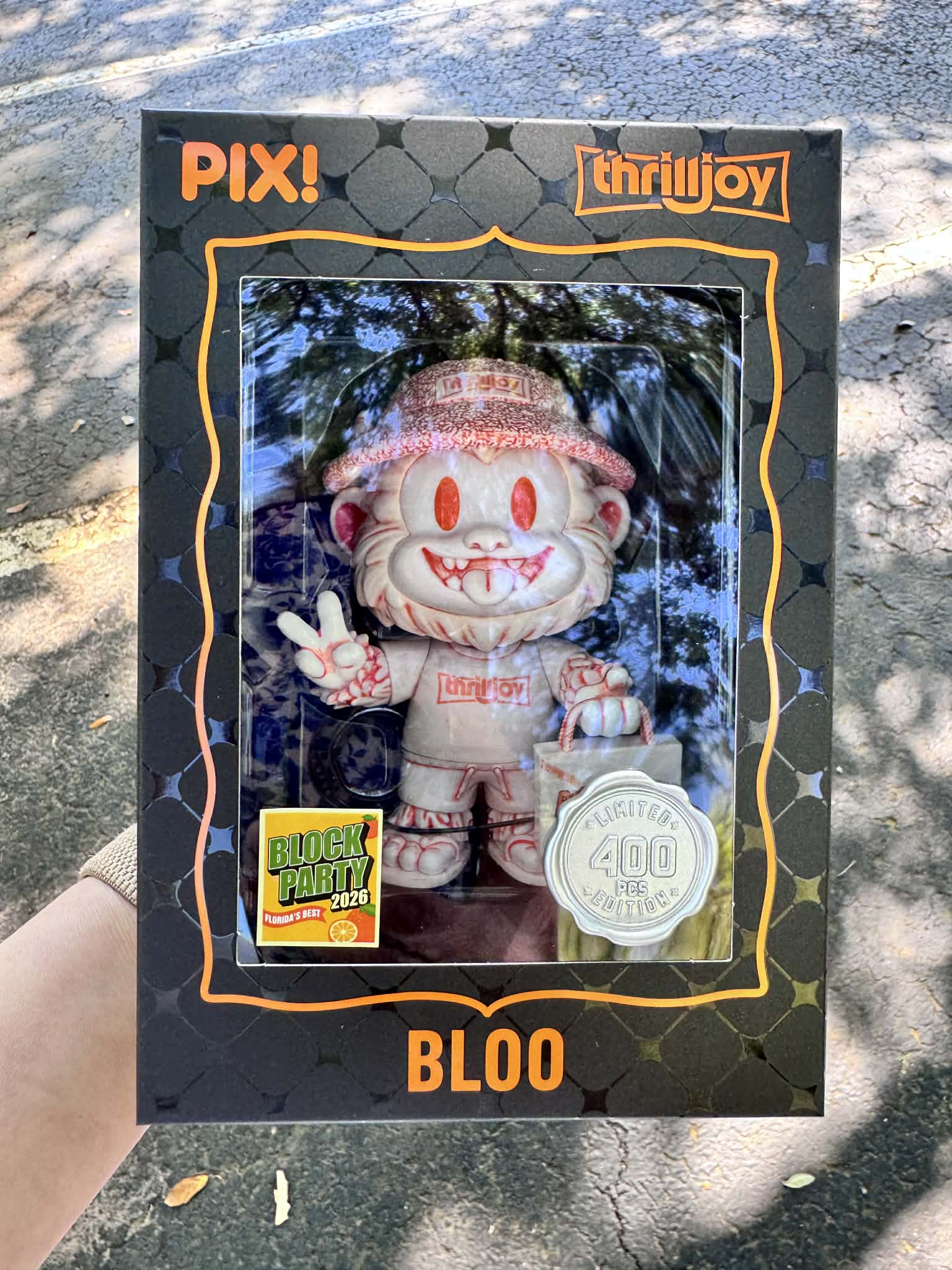 [Thrilljoy] [MEGACON Block Party] Block Party Bloo HERO LE400 PIX Vinyl Figure with Protector