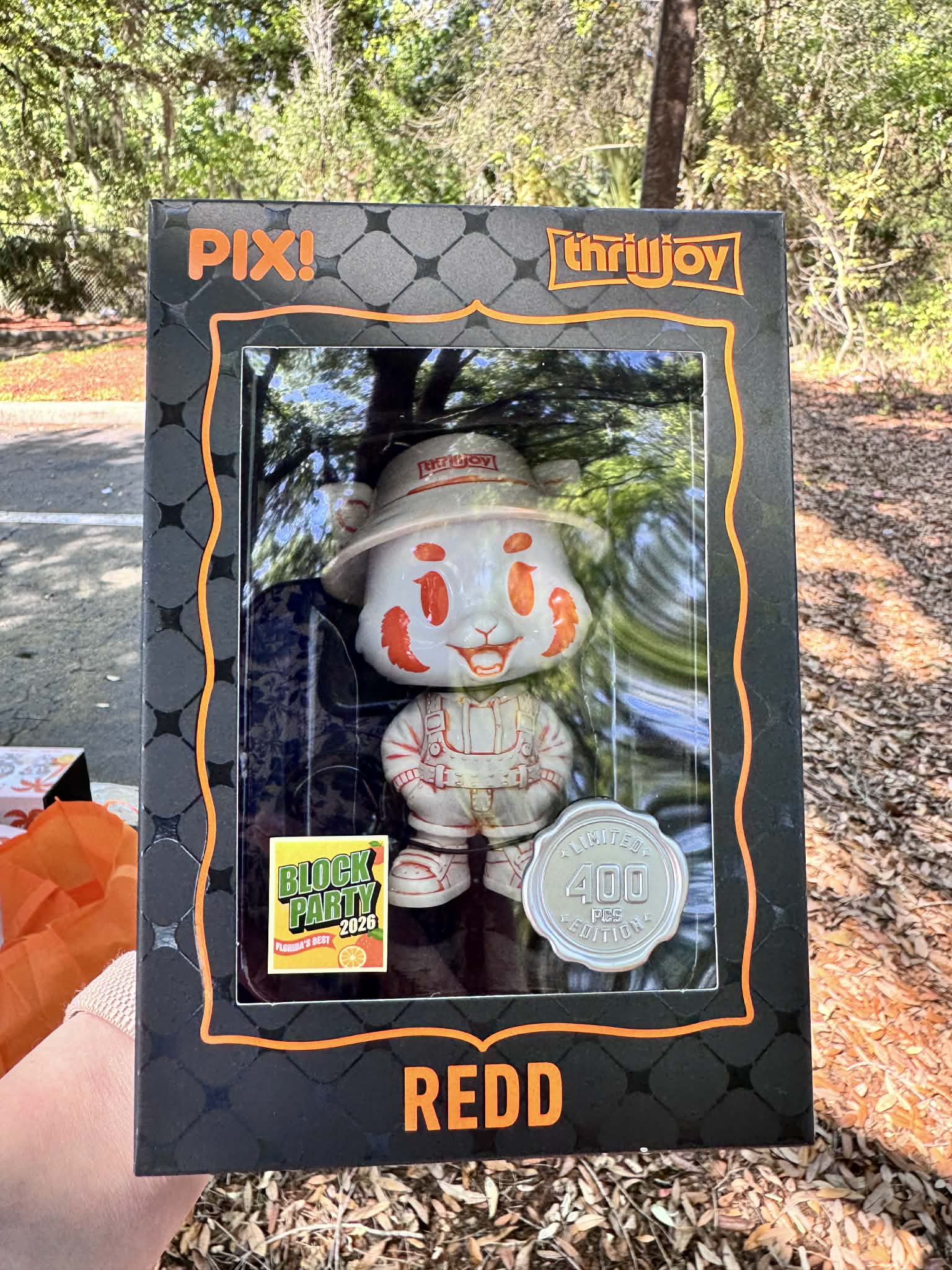 [Thrilljoy] [MEGACON Block Party] Block Party Redd HERO LE400 PIX Vinyl Figure with Protector