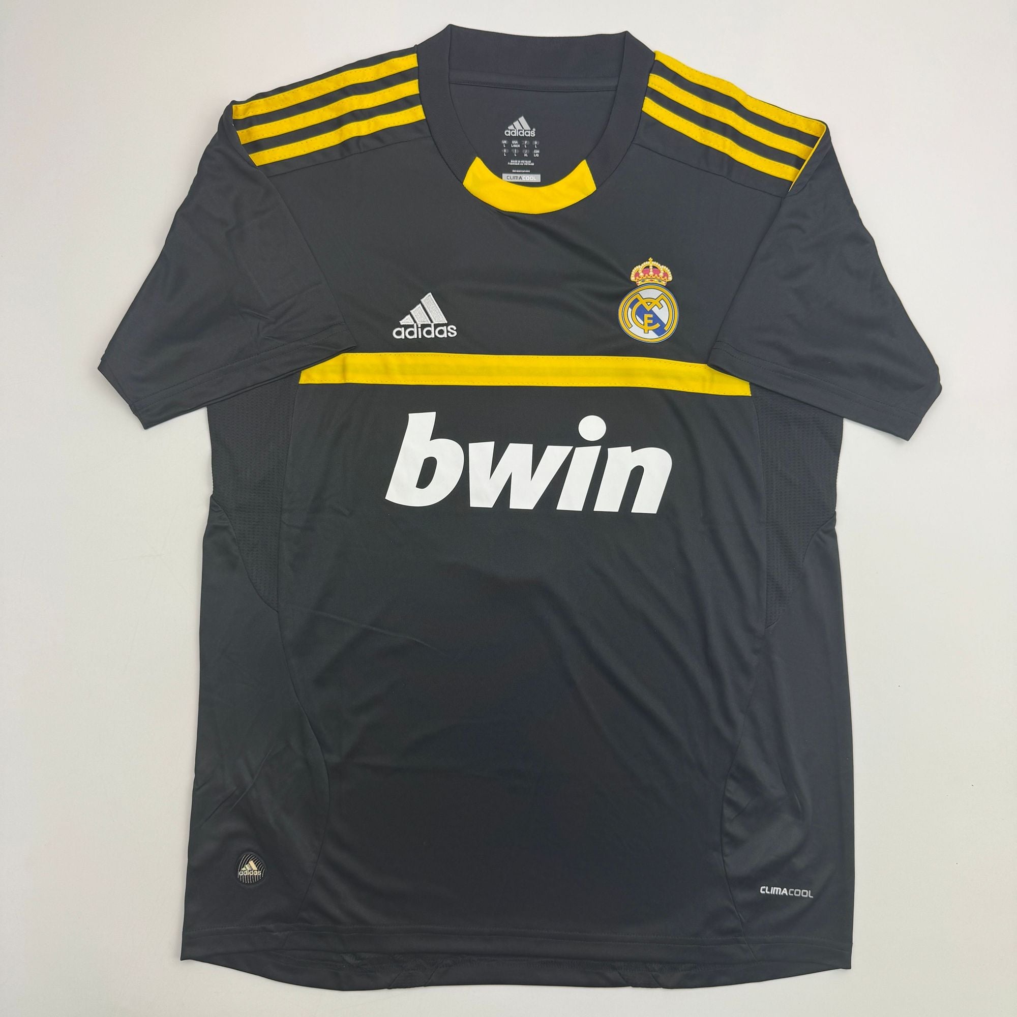 Autographed/Signed Iker Casillas Real Madrid Black Soccer Futbol Jersey Beckett BAS COA
