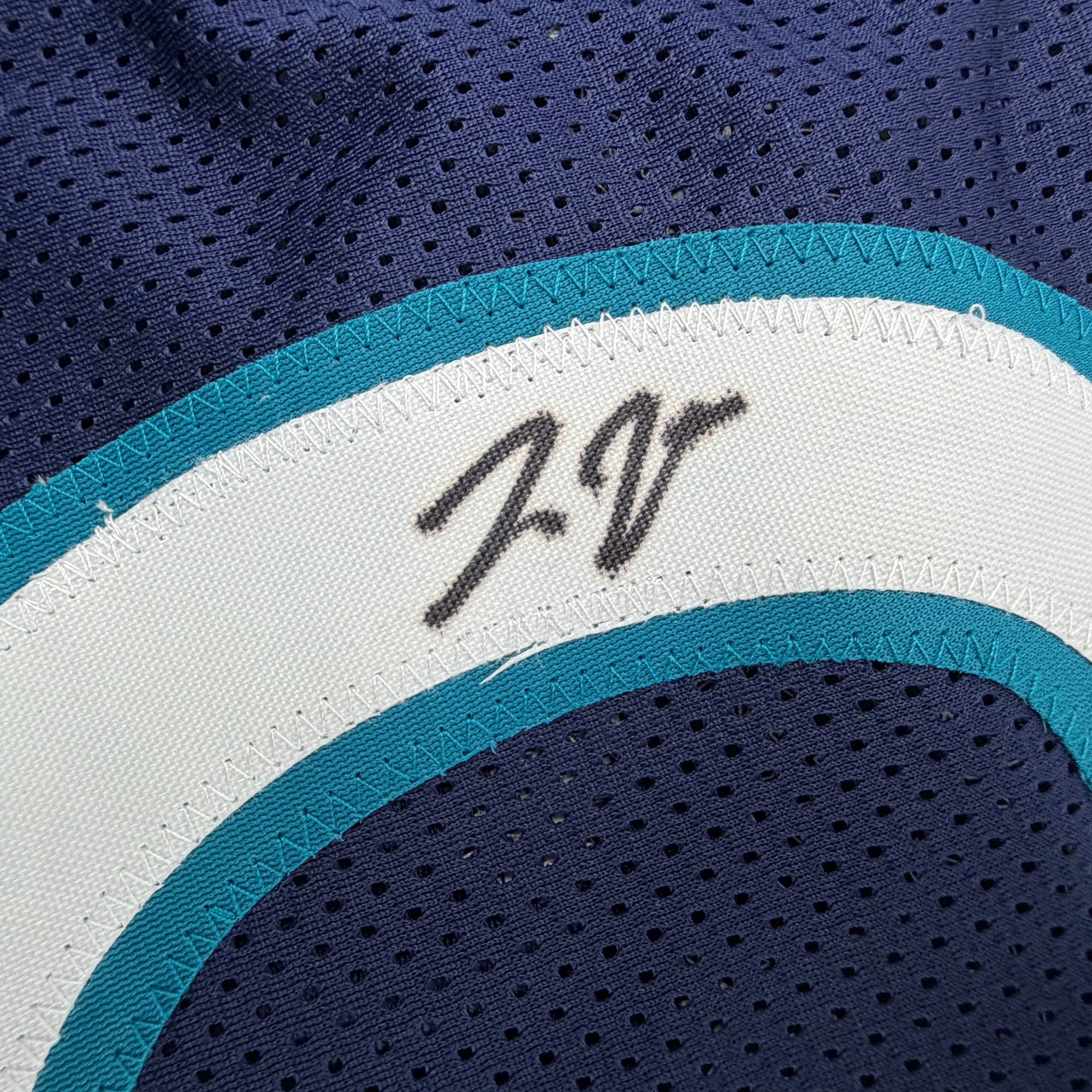Autographed/Signed Donte Divincenzo Minnesota Blue Basketball Jersey Beckett BAS COA