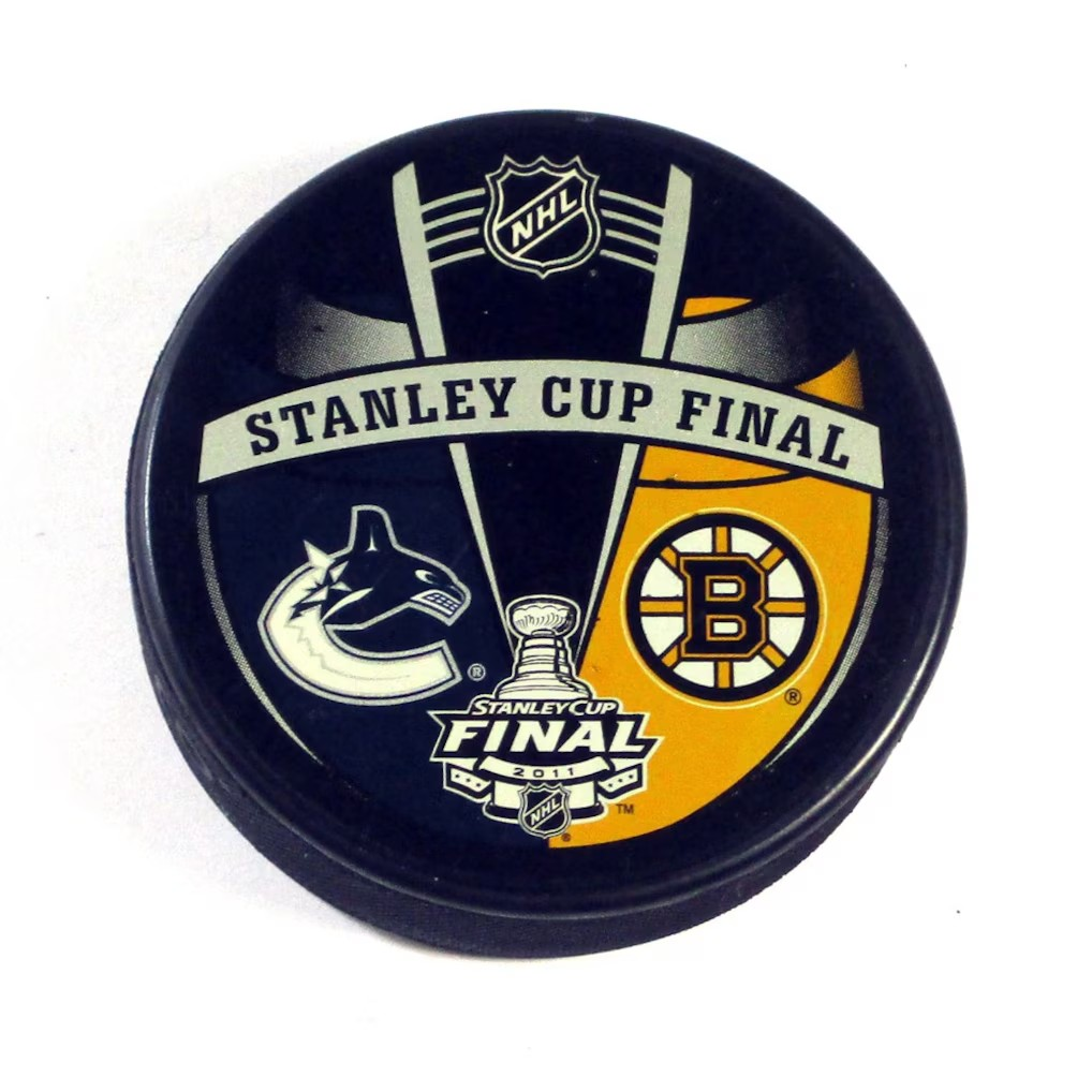Boston Bruins 2011 Stanley Cup Finals Matchup Logo Puck