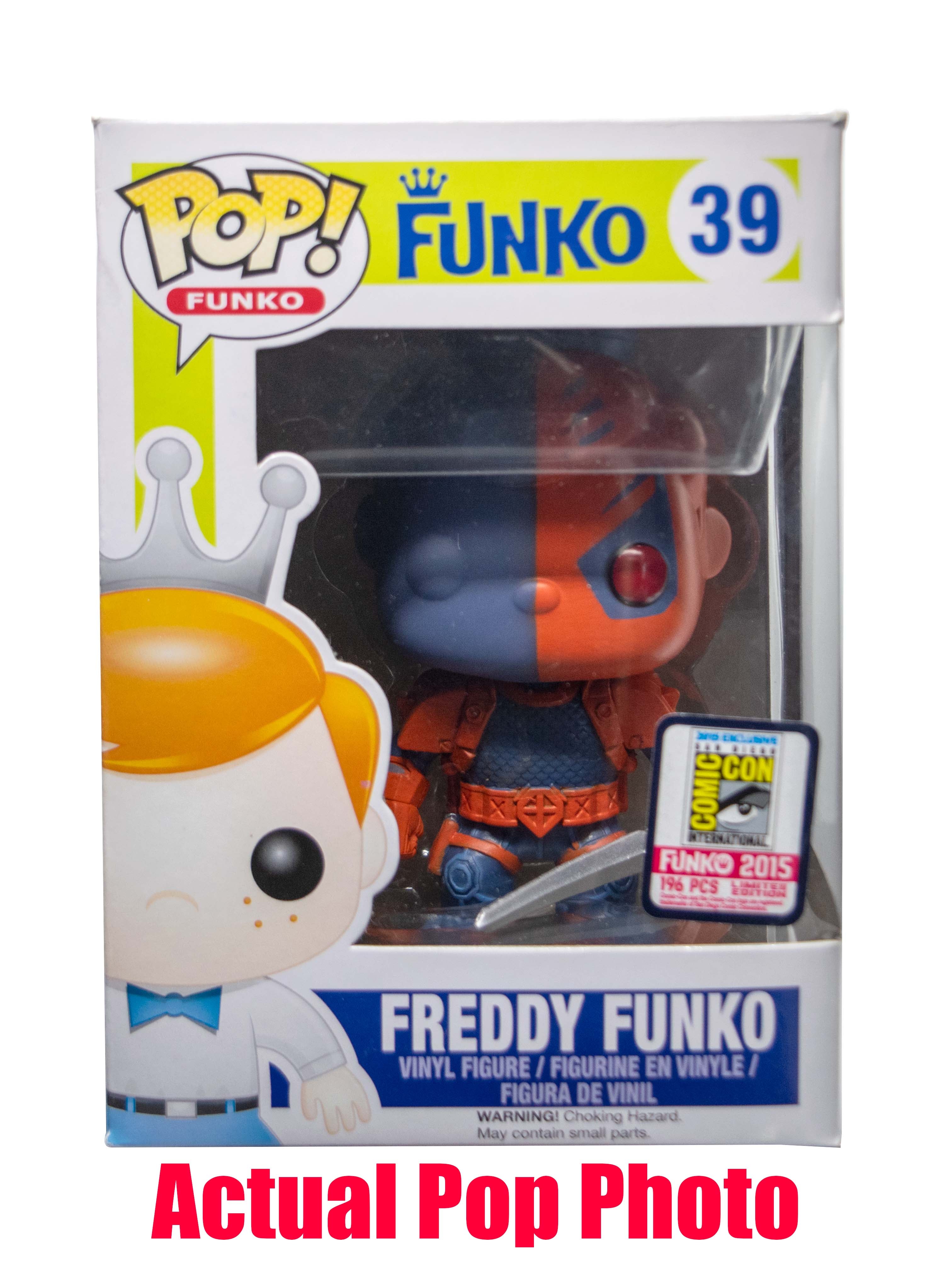 Freddy Funko (Deathstroke) 39 - 2015 SDCC Exclusive /196 Made [Light Damage]