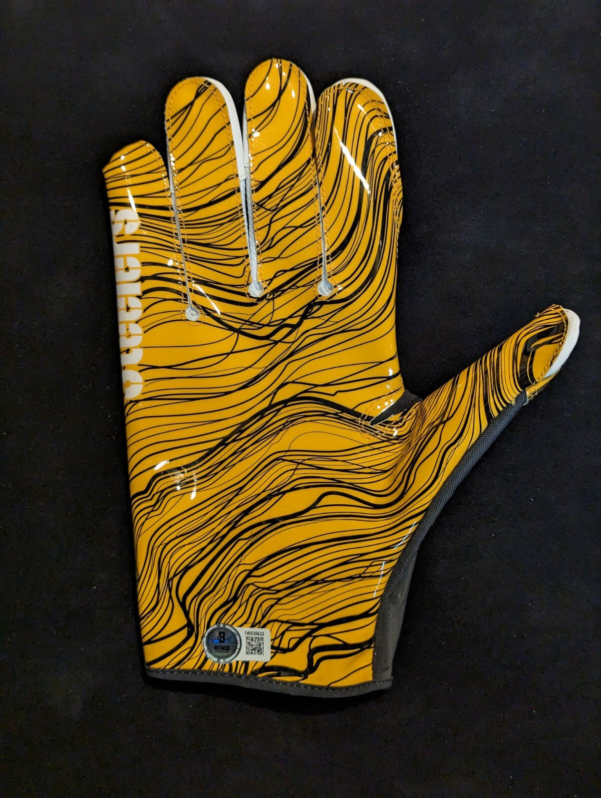 Pittsburgh Steelers Broderick Jones Signed Glove Beckett Hologram
