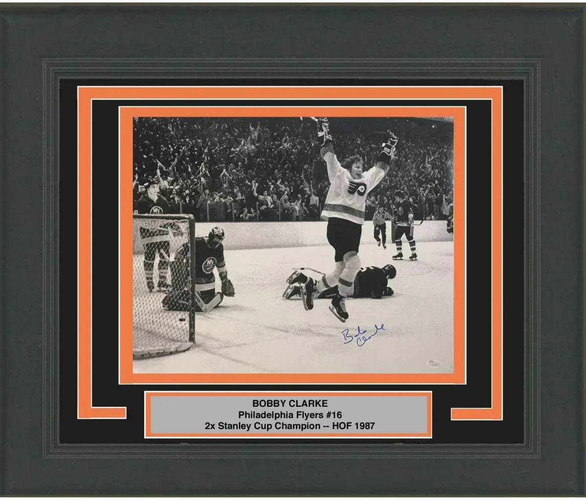 Framed Autographed/Signed Bobby Bob Clarke B&W Philadelphia Flyers 16x20 Hockey Photo JSA COA