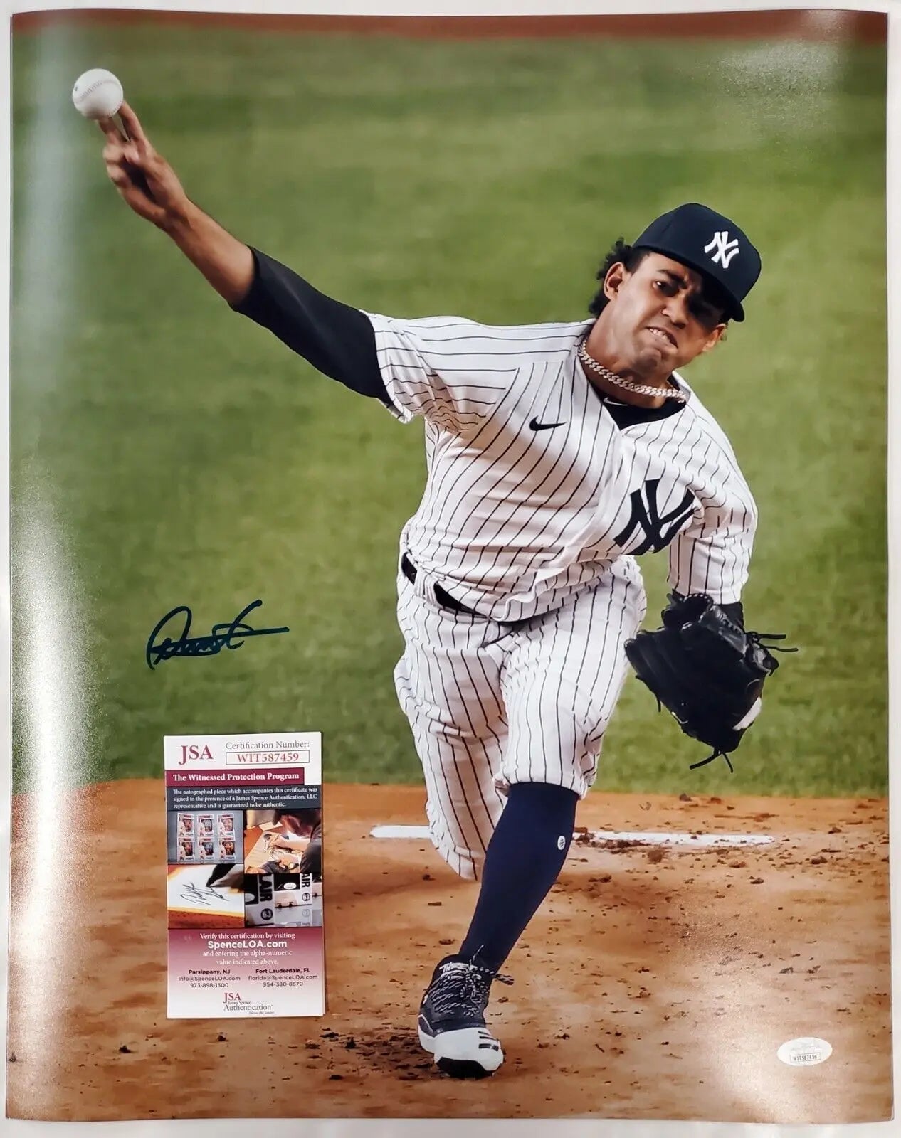 New York Yankees Deivi Garcia Autographed Signed 16X20 Photo Jsa  Coa