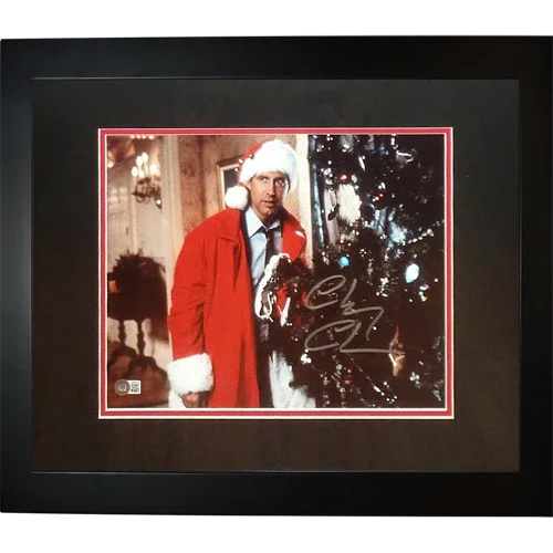 Chevy Chase Autographed National Lampoons Christmas Vacation (Christmas Tree) Deluxe Framed 11x14 Photo - Beckett