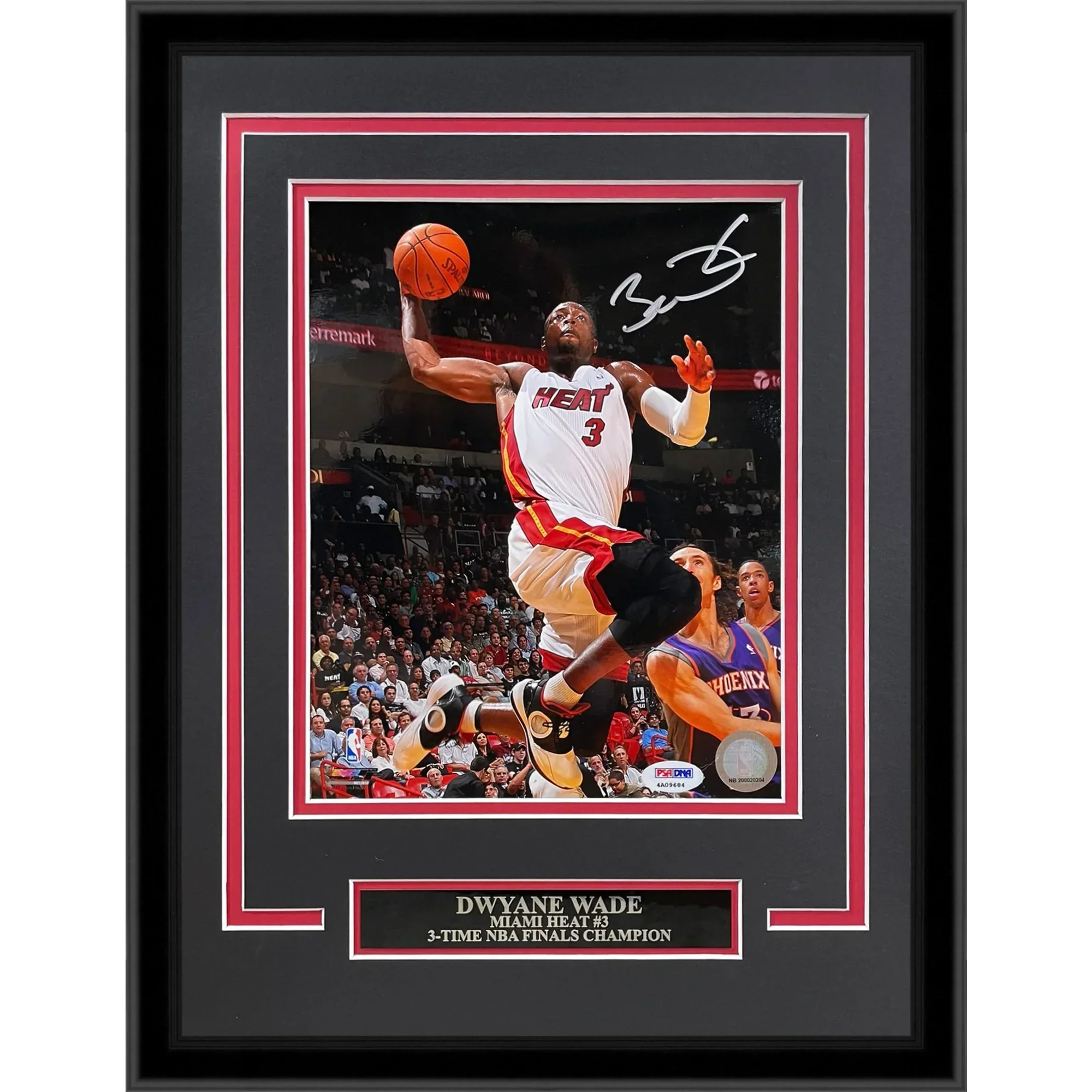 Dwyane Wade Autographed Miami Heat (Action Dunking) Deluxe Framed 8x10 Photo - PSADNA