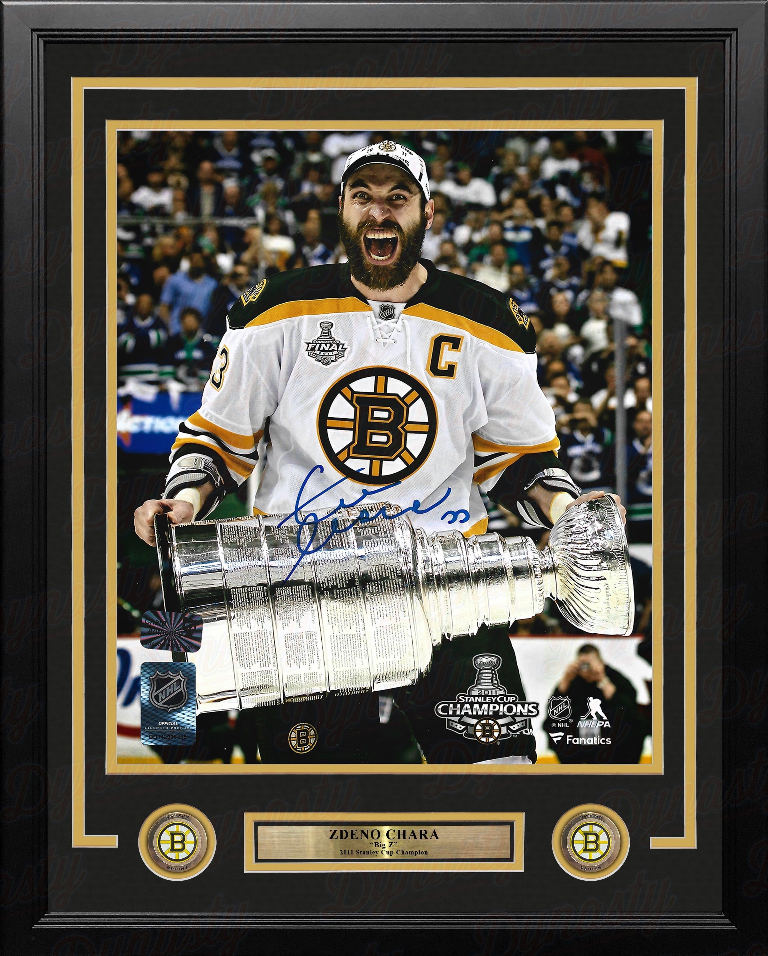 Zdeno Chara 2011 Stanley Cup Boston Bruins Autographed 11" x 14" Framed Hockey Photo