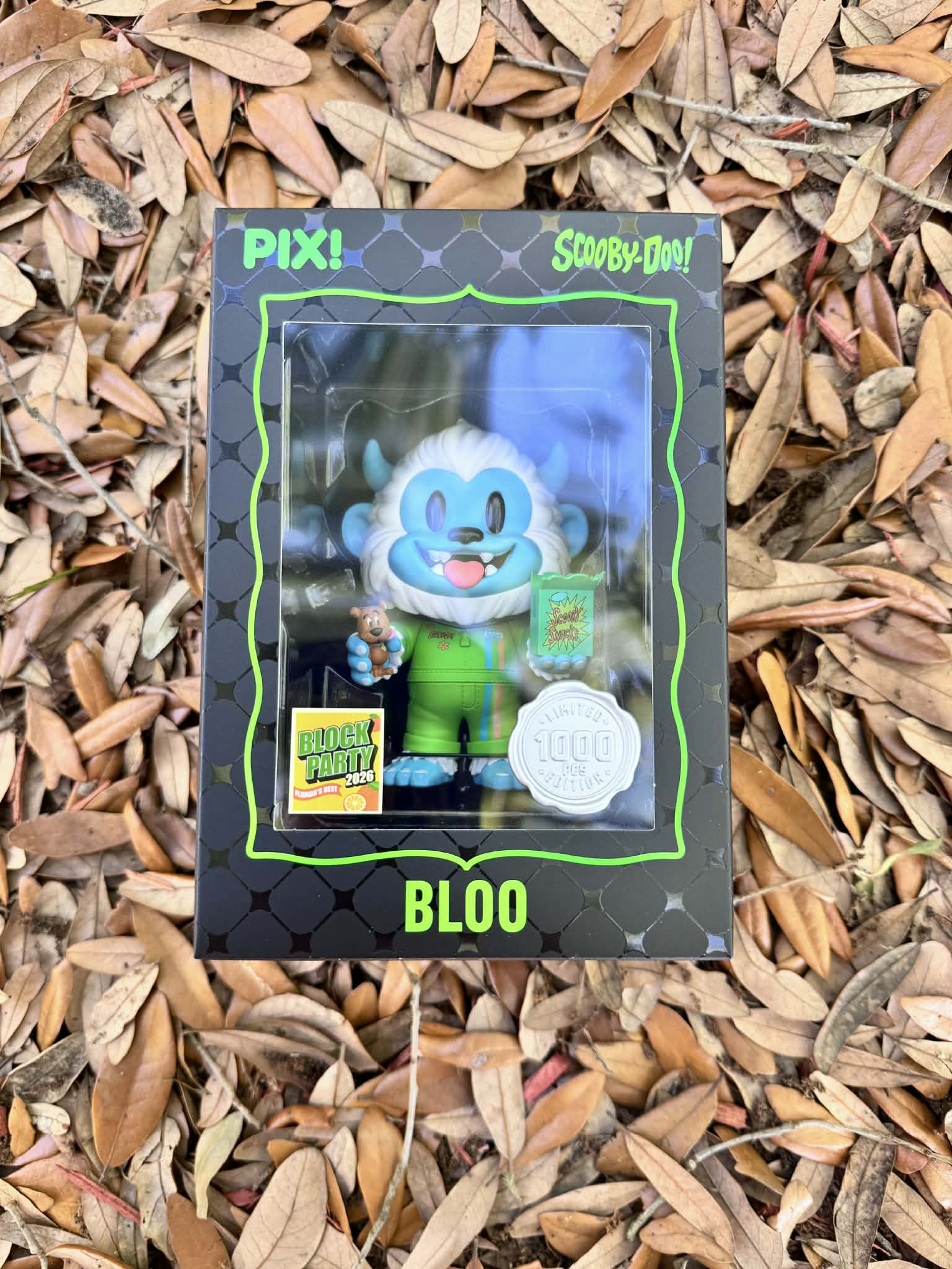 [Thrilljoy] [MEGACON Block Party] Bloo with Scooby and Scooby Snacks HERO LE1000 PIX Vinyl Figure with Protector