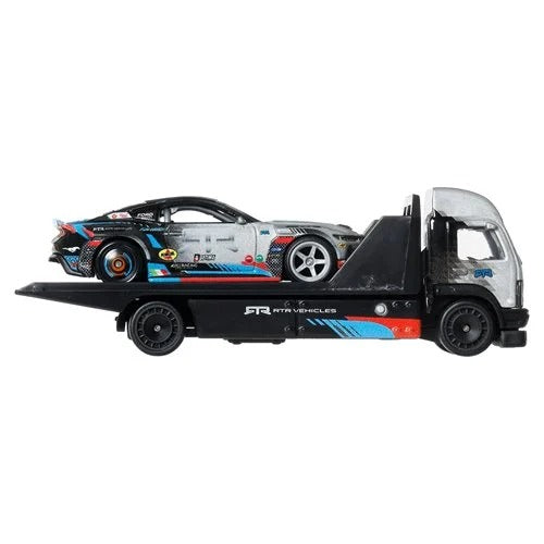 Hot Wheels Team Transport 2026 - Select Vehicle(s)