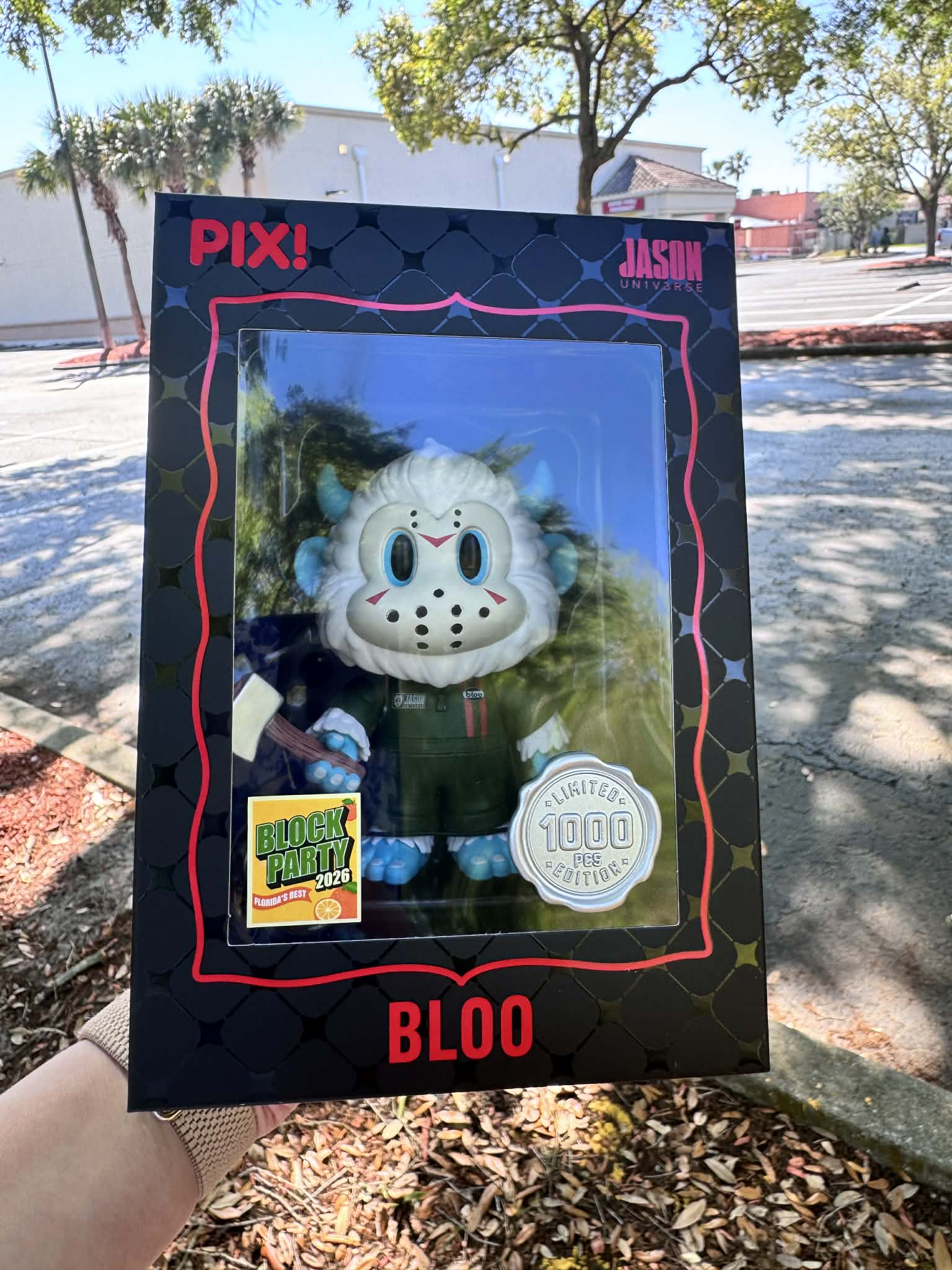 [Thrilljoy] [MEGACON Block Party] Jason Universe Bloo as Jason HERO LE1000 PIX Vinyl Figure with Protector