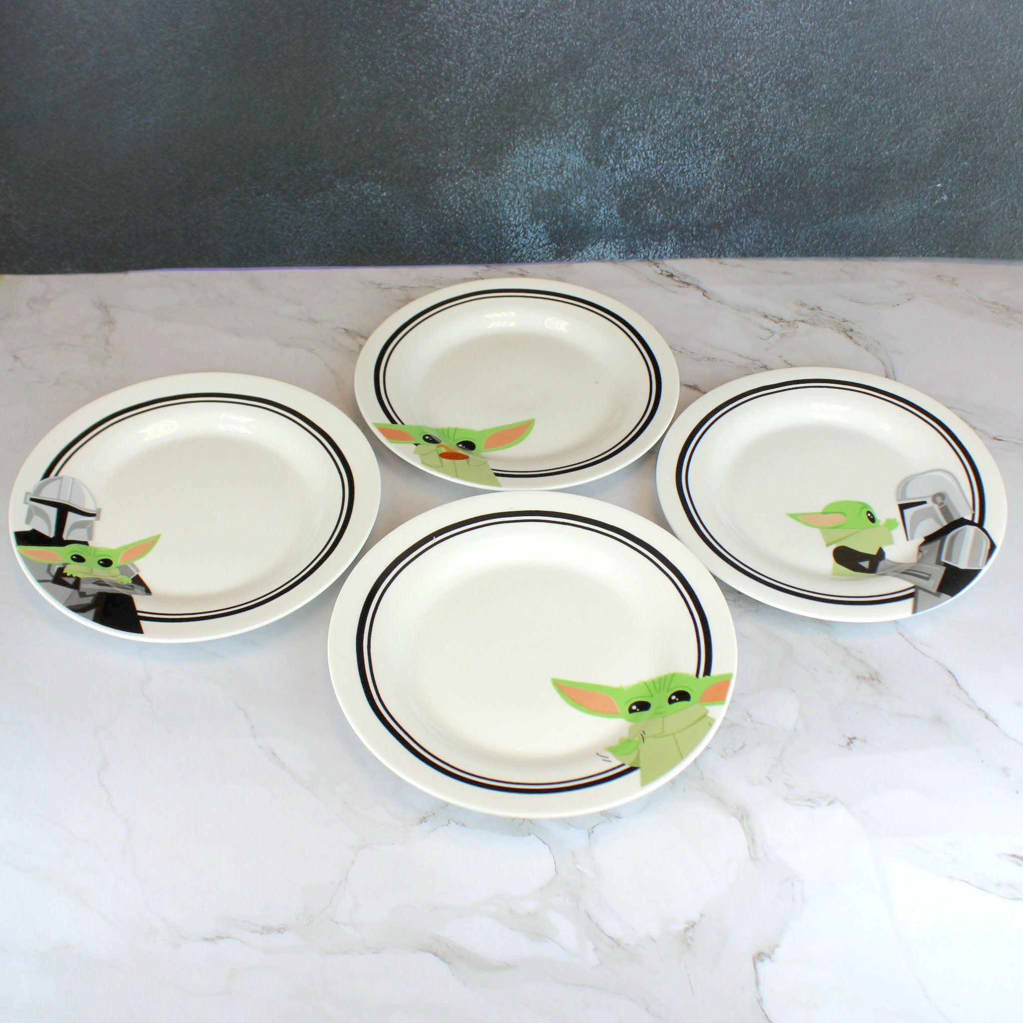 Grogu & Mandalorian Star Wars Ceramic Plate Set 4-Piece