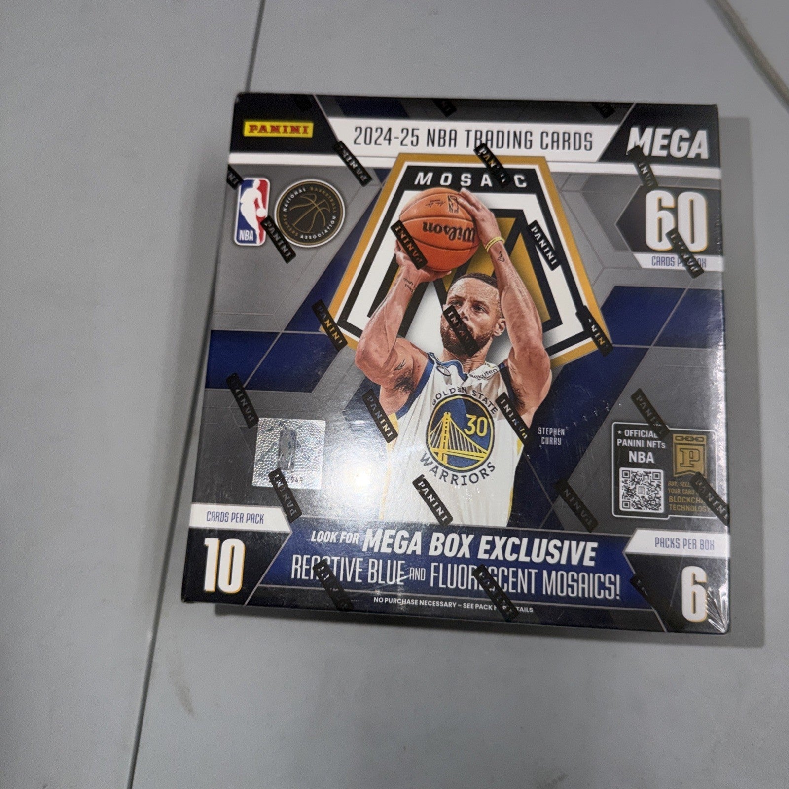 2024-25 Panini Mosaic Basketball Mega Box